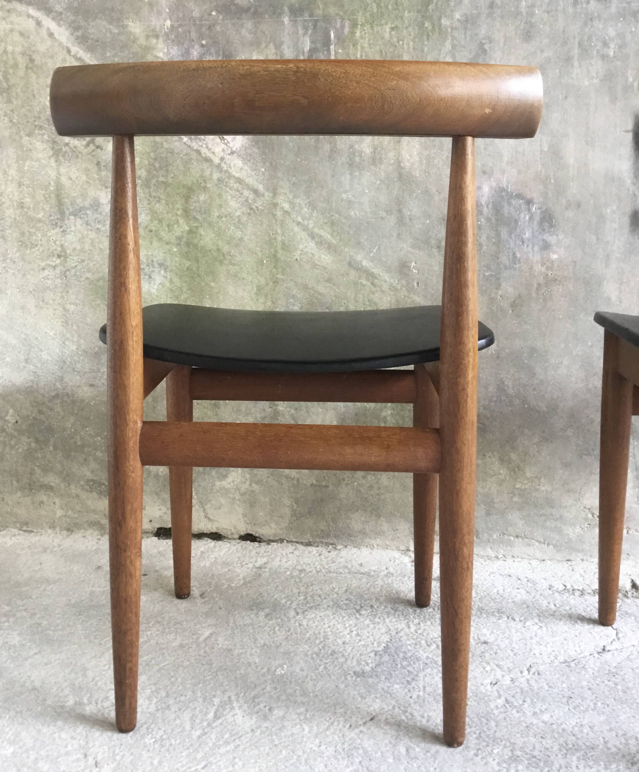 Pair of Scandinavian chairs by Hans Olsen for Frem Rojle - 1960s