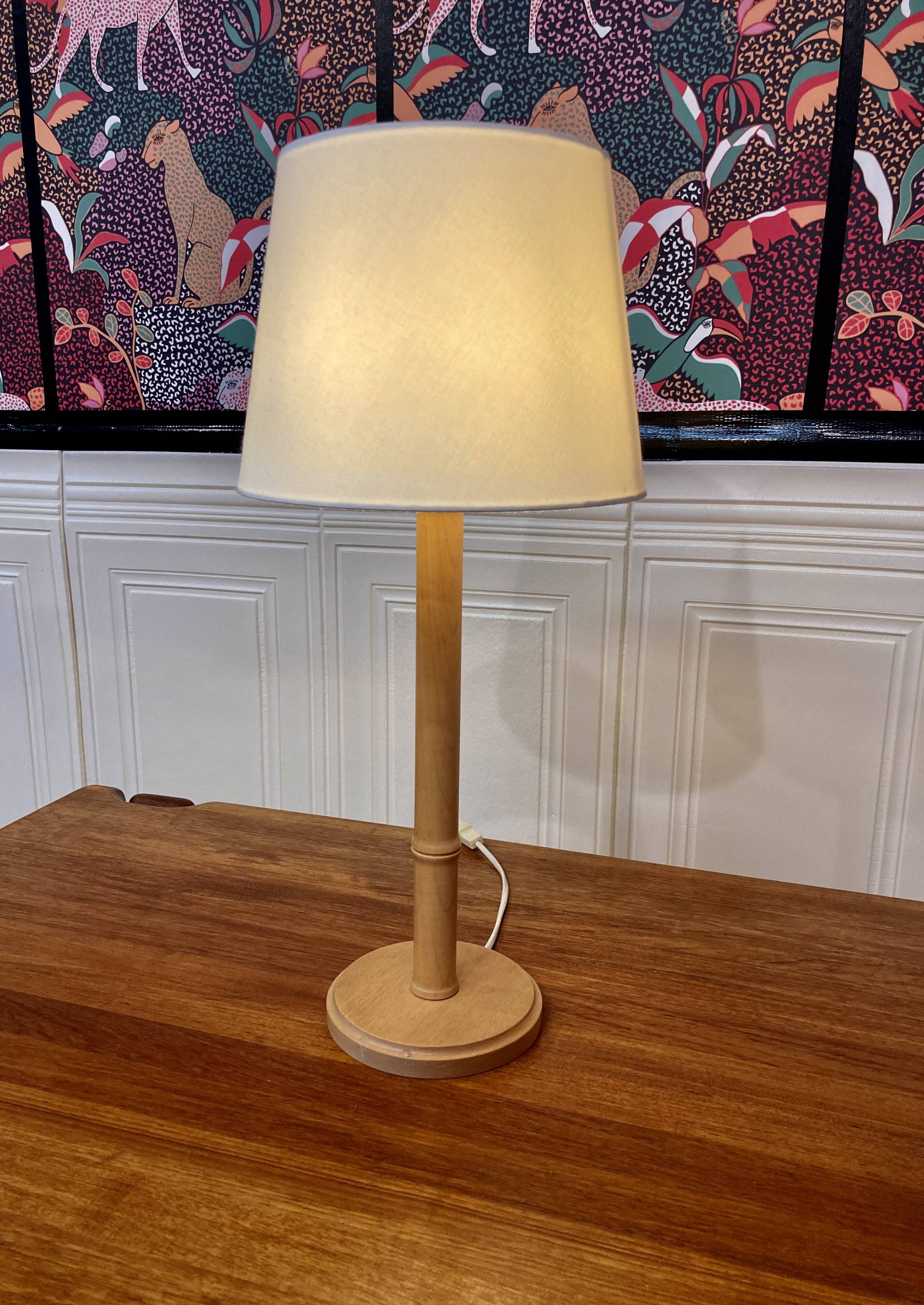 Lampe bois massif design scandinave 1960.