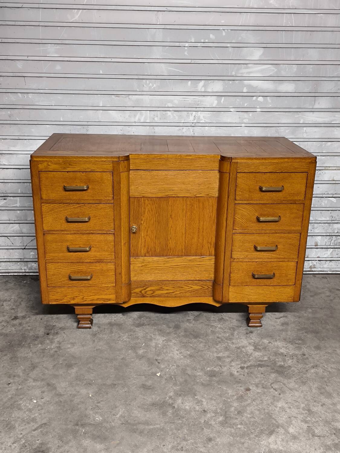 Vintage buffet