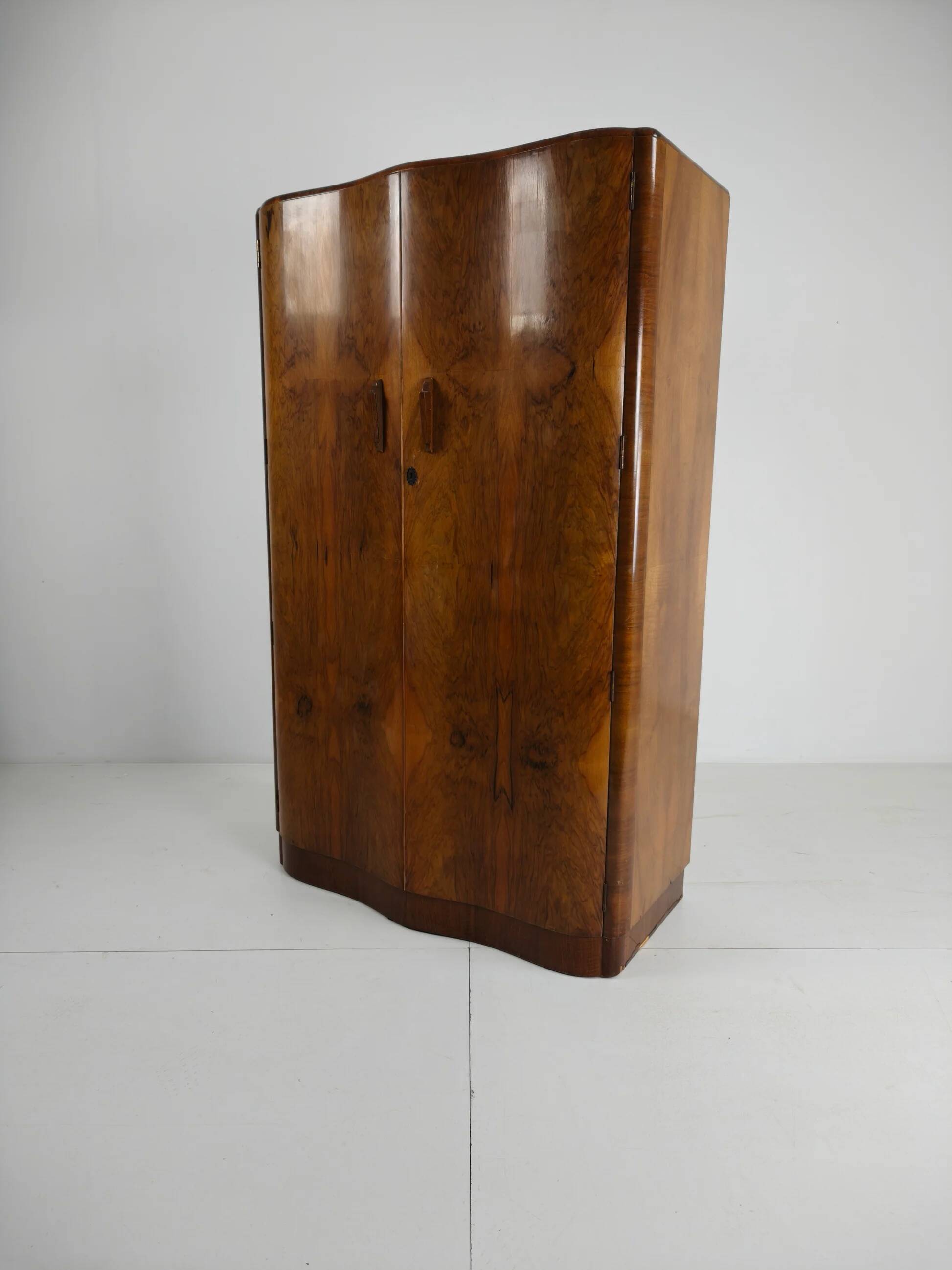 Superb English Art Deco wardrobe in burr walnut – 1930s