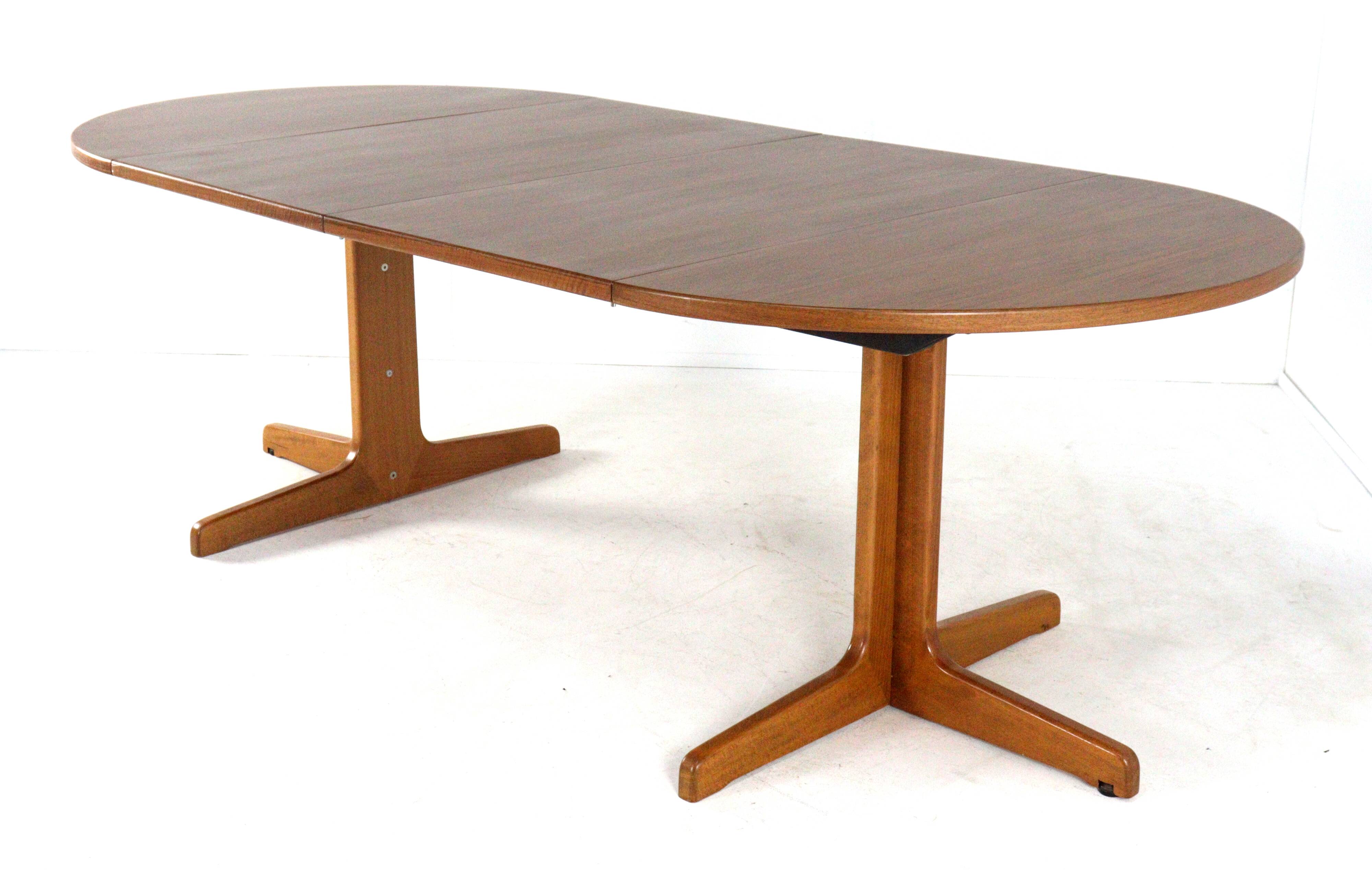 Round extendable dining table 2x 'Vienna' Thonet - mid-century modern style