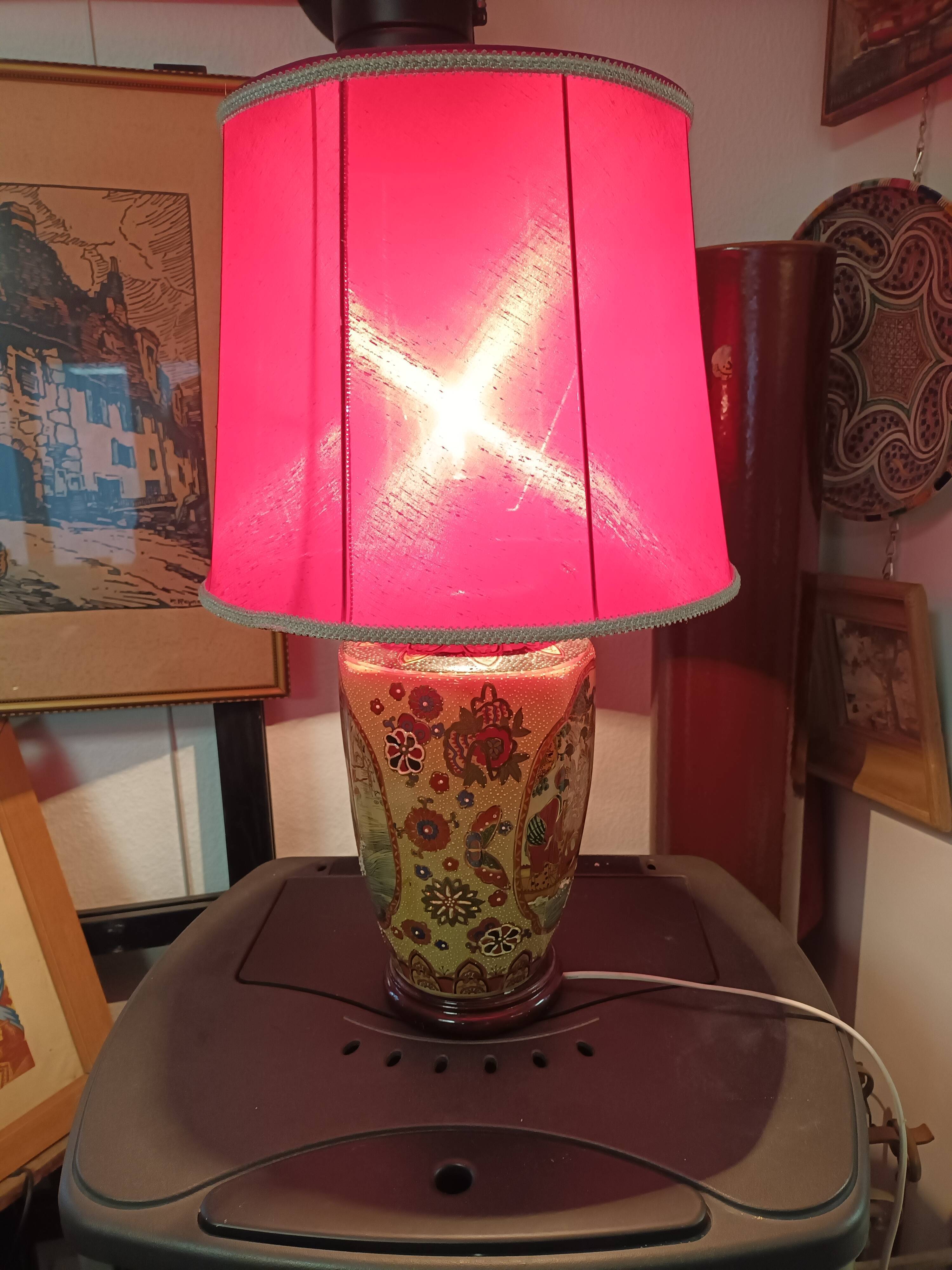 Asian ceramic lamp
