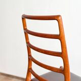 Chaise modèle 82 « Ambassade » en teck massif par Niels O. Møller, Danemark