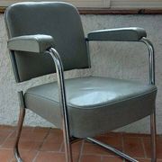 Fauteuil Roneo Pullman