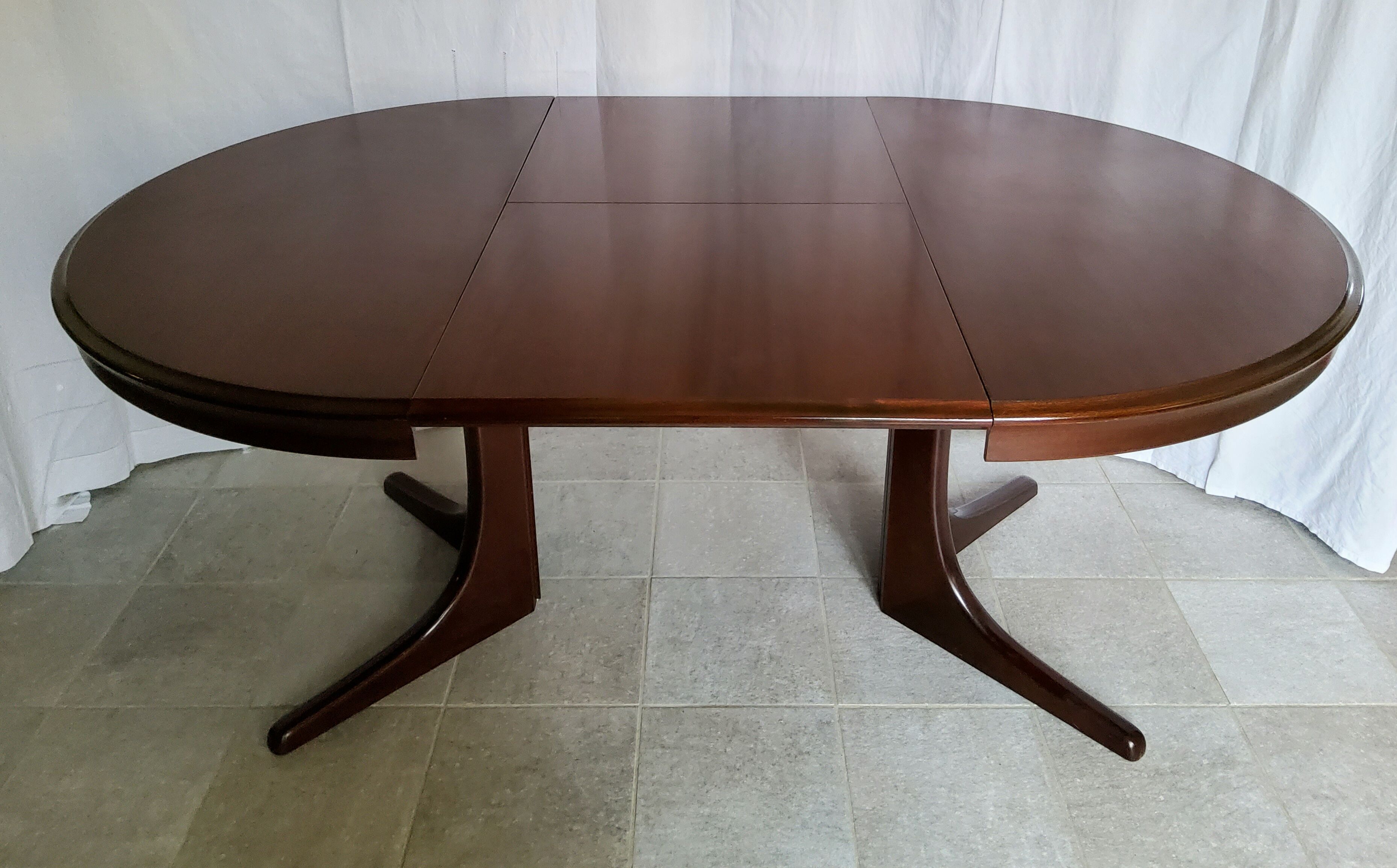 Table Baumann