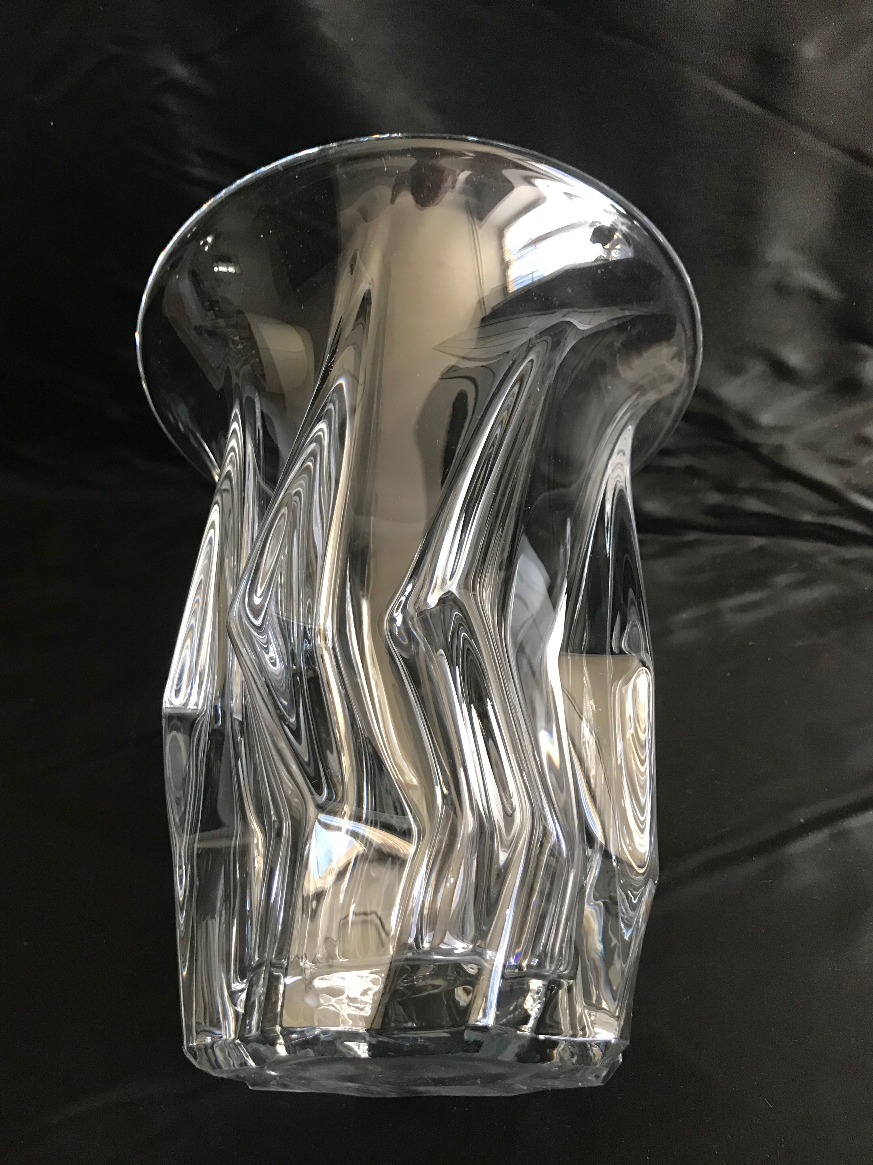 Cristallerie de Vannes Le Châtel vase