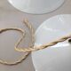 Paire de suspensions vintage en opaline blanche