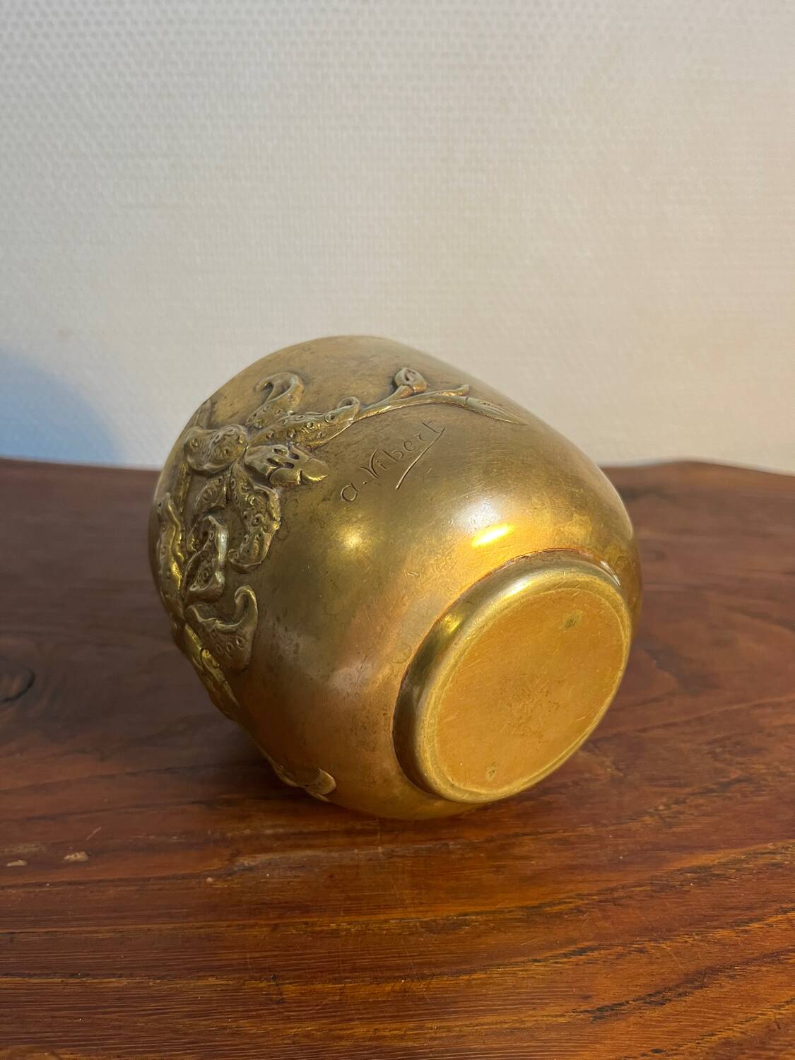 Alexandre Vibert bronze pot
