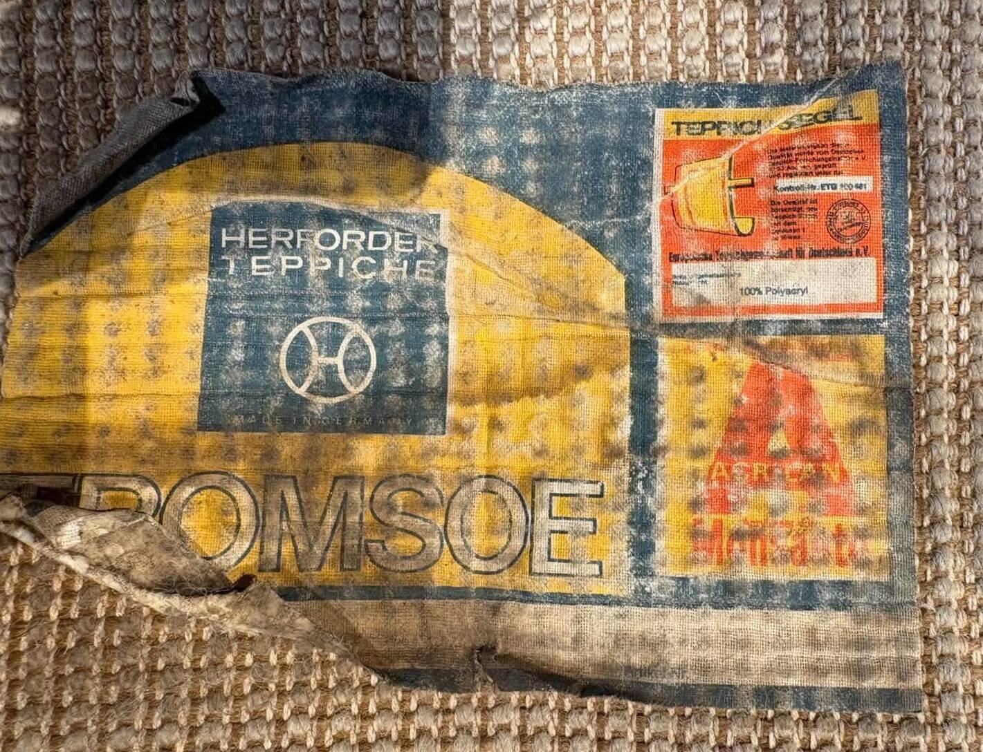 Rug published by Herforder Teppiche, 1970s pop art design.