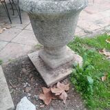 Pair of Medici basins from the 40s - 50s. Garden decoration.