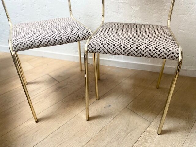 Set of 2 vintage chairs