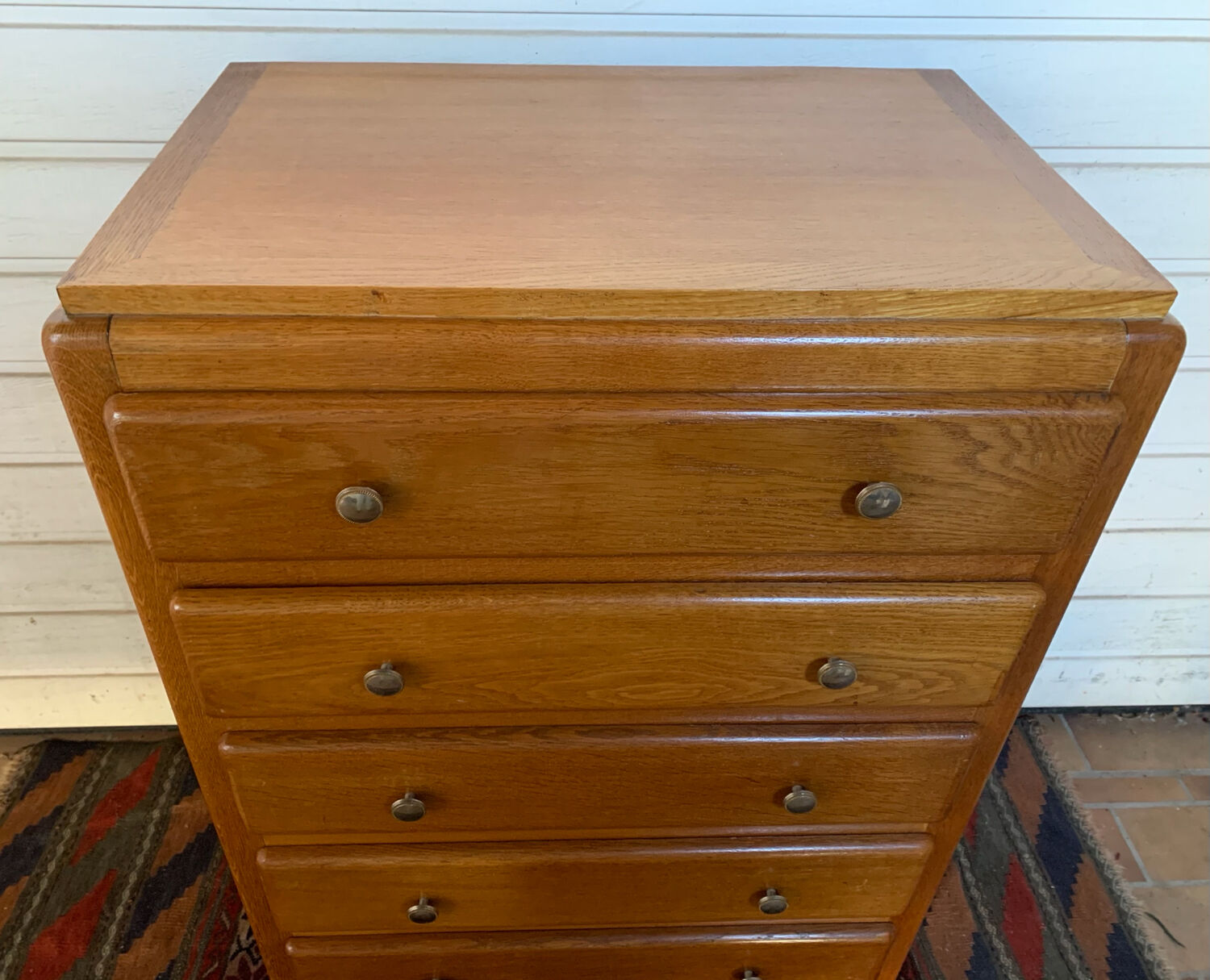 Vintage chest of drawers