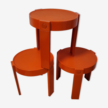 3 petites tables meuble empilable plastique vintage design