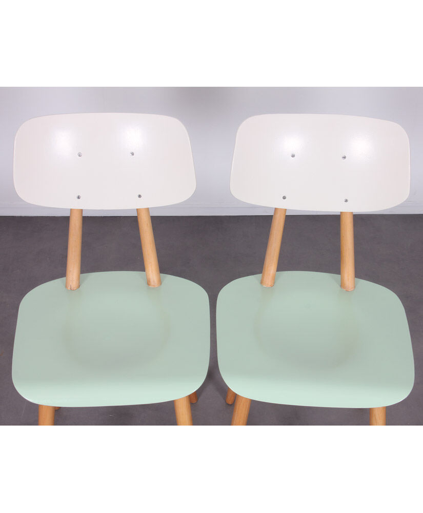 Pair of vintage wooden chairs for the manufacturer Ton, 1960