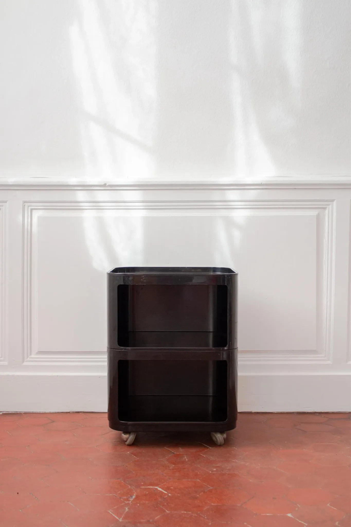 Vintage Componibili by Anna Castelli Ferrieri for Kartell, first edition.