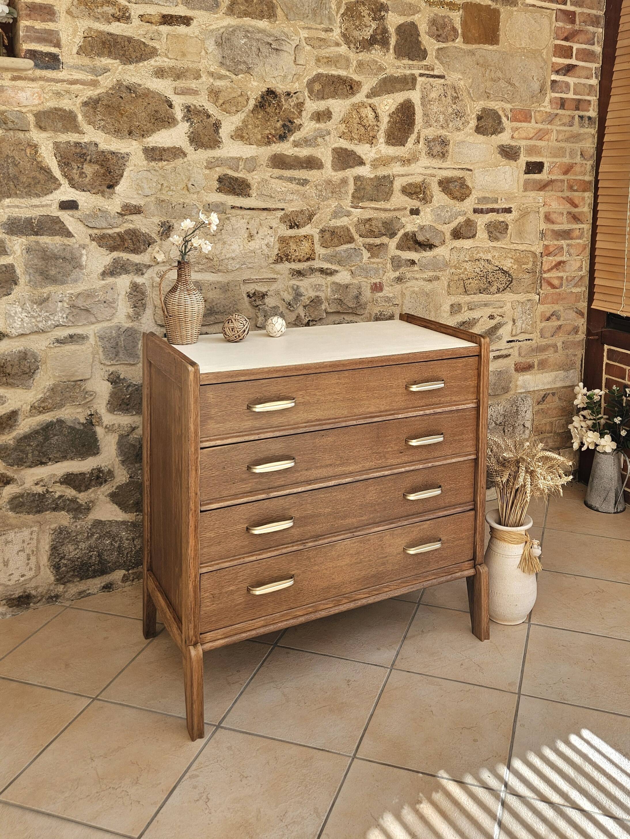 Commode vintage