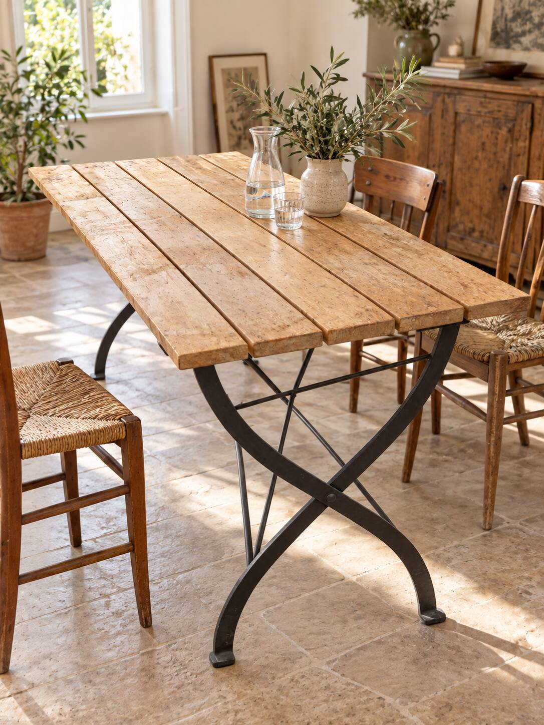 Vintage folding table in wood and black metal – slatted top