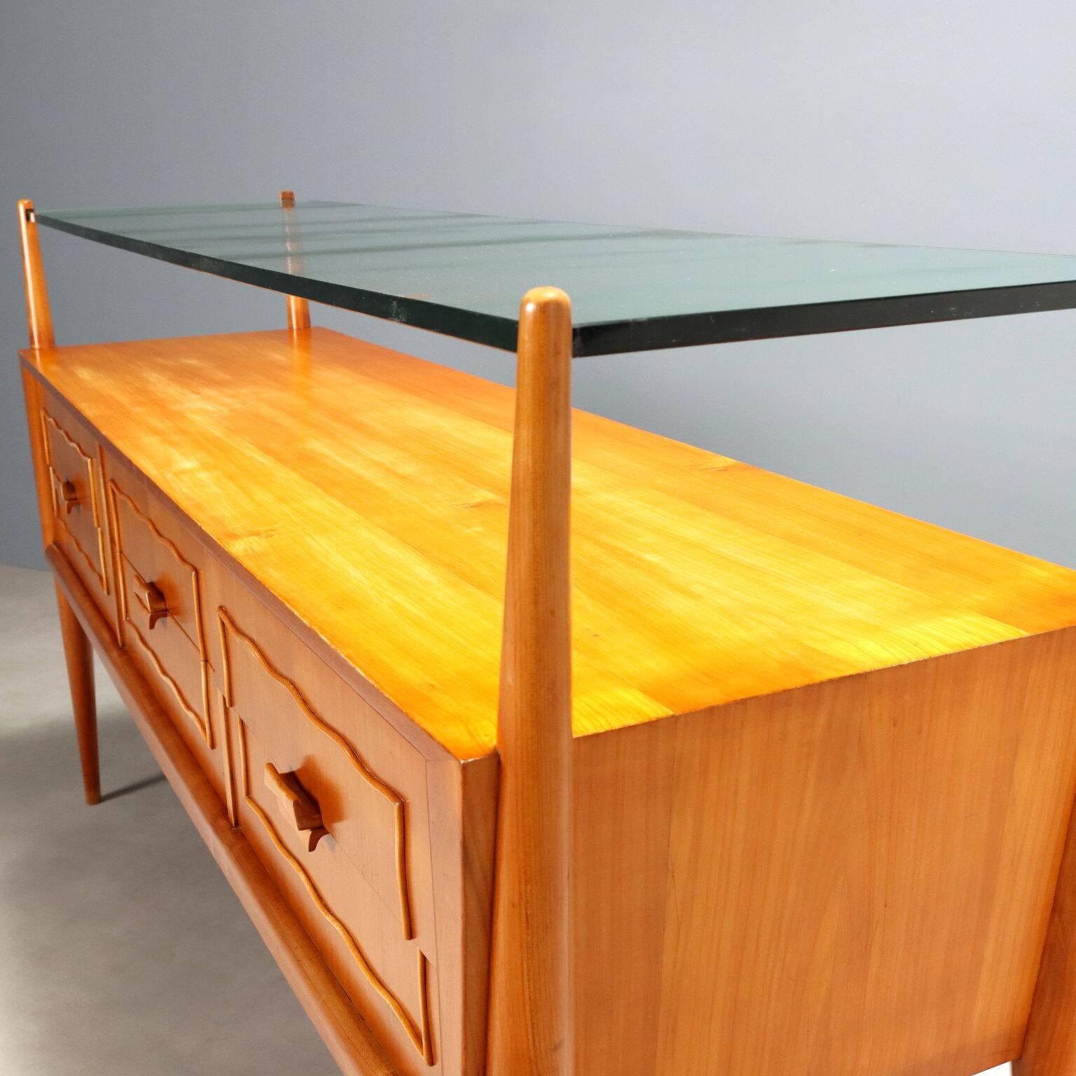 Vintage design chest of drawers veneered in cherry wood, 6 drawers, original from the 1950s