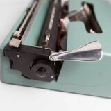 Olivetti Lettera 32 typewriter revised and new ribbon