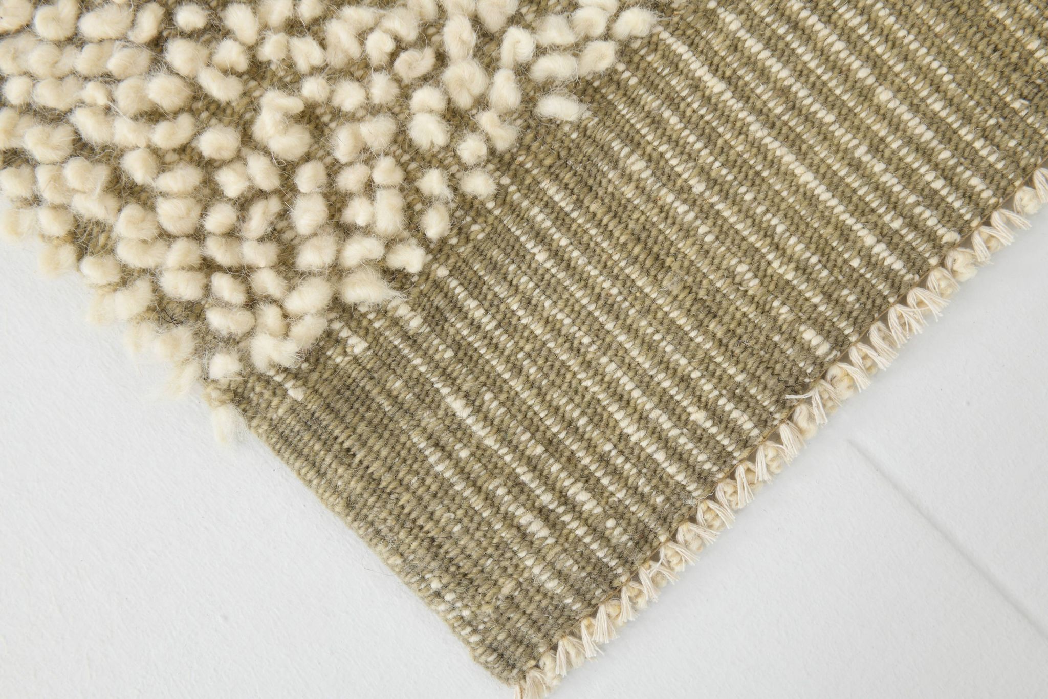 4x7 Army Green & Beige Modern Kilim Rug, 130x215Cm