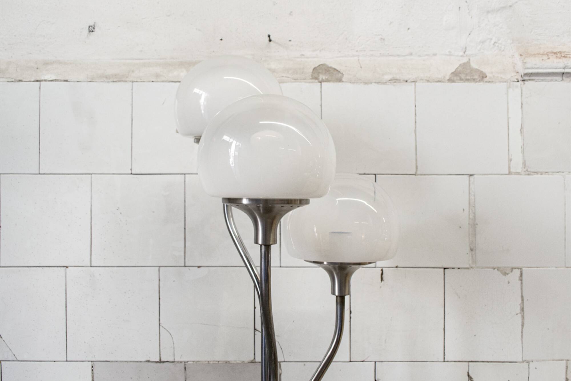 Lampadaire à trois lumières Italie 1970