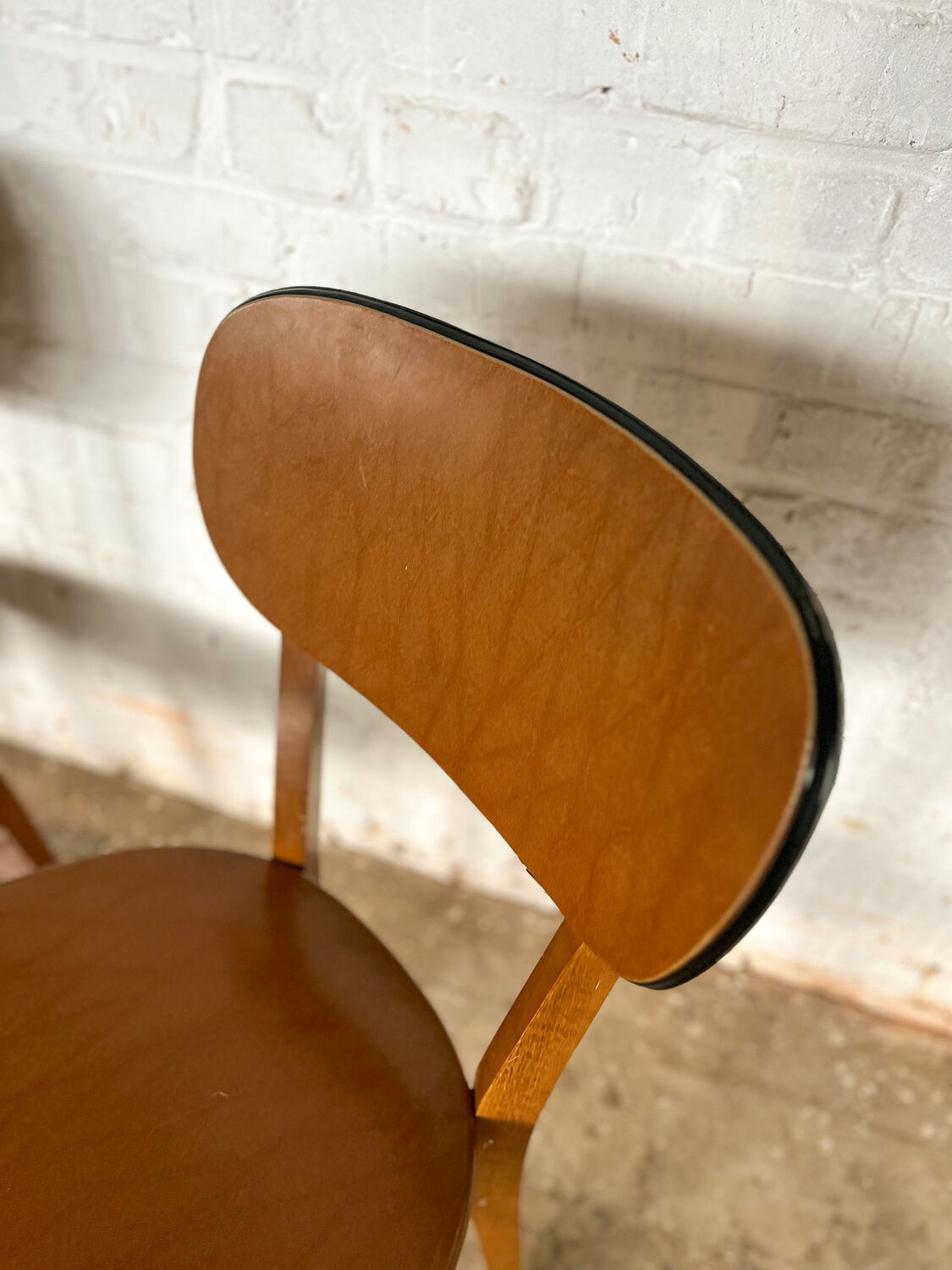 Série de 4 chaises bistrot années 60