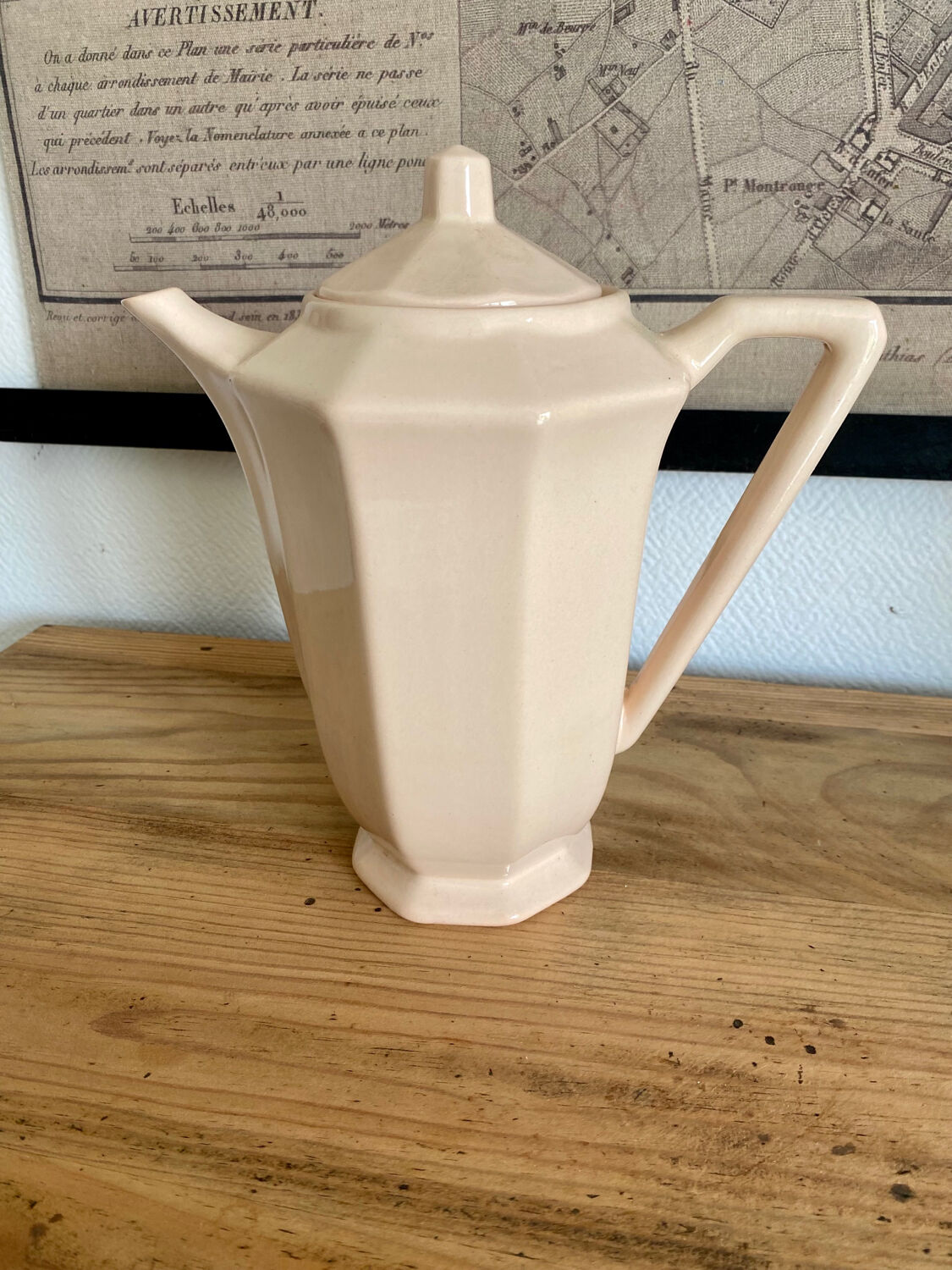 Art Deco teapot Digoin