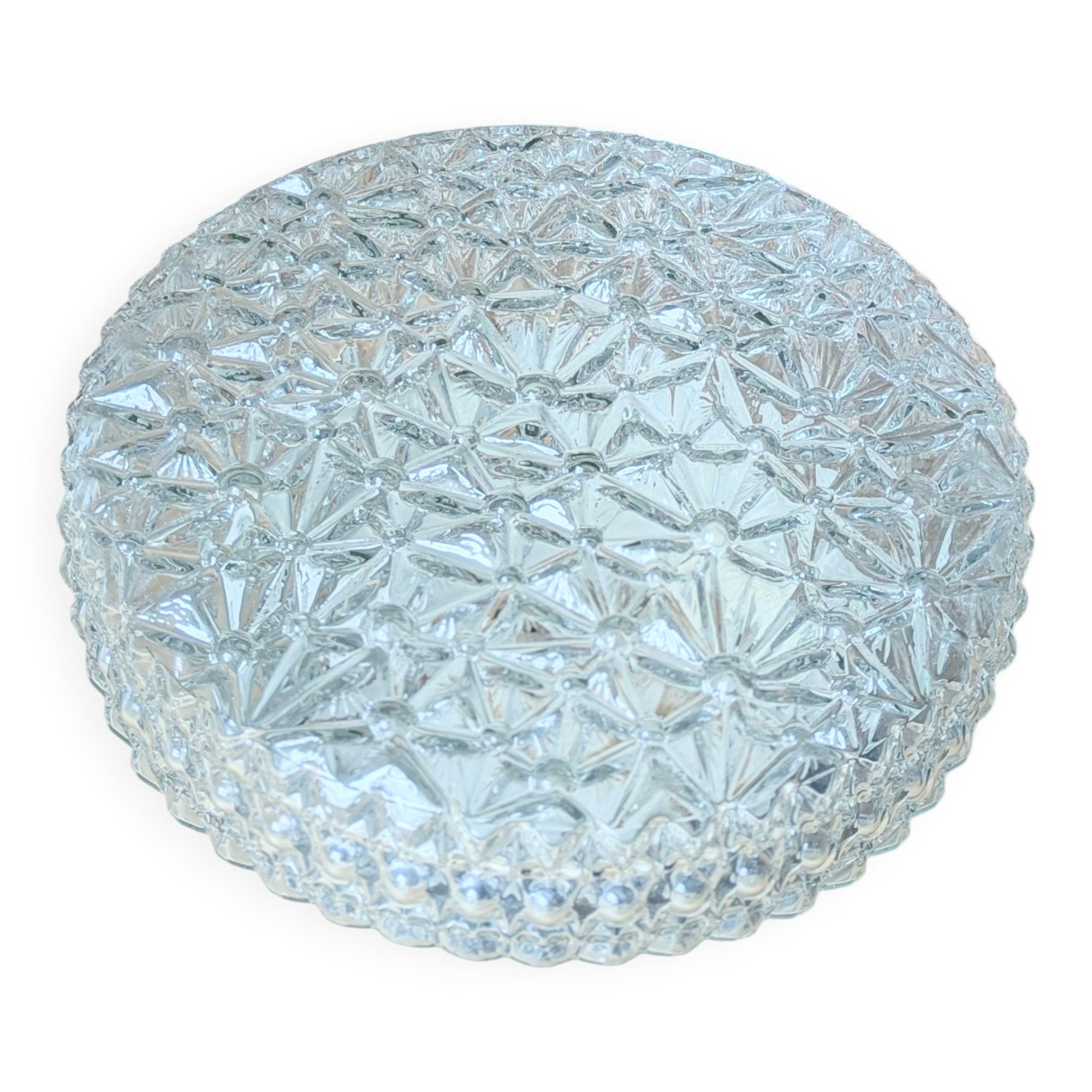 Large round ceiling light with 2 sockets