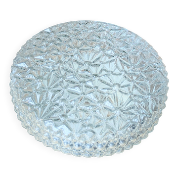 Large round ceiling light with 2 sockets