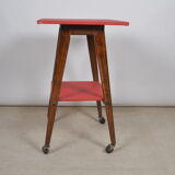 Side table on roulette