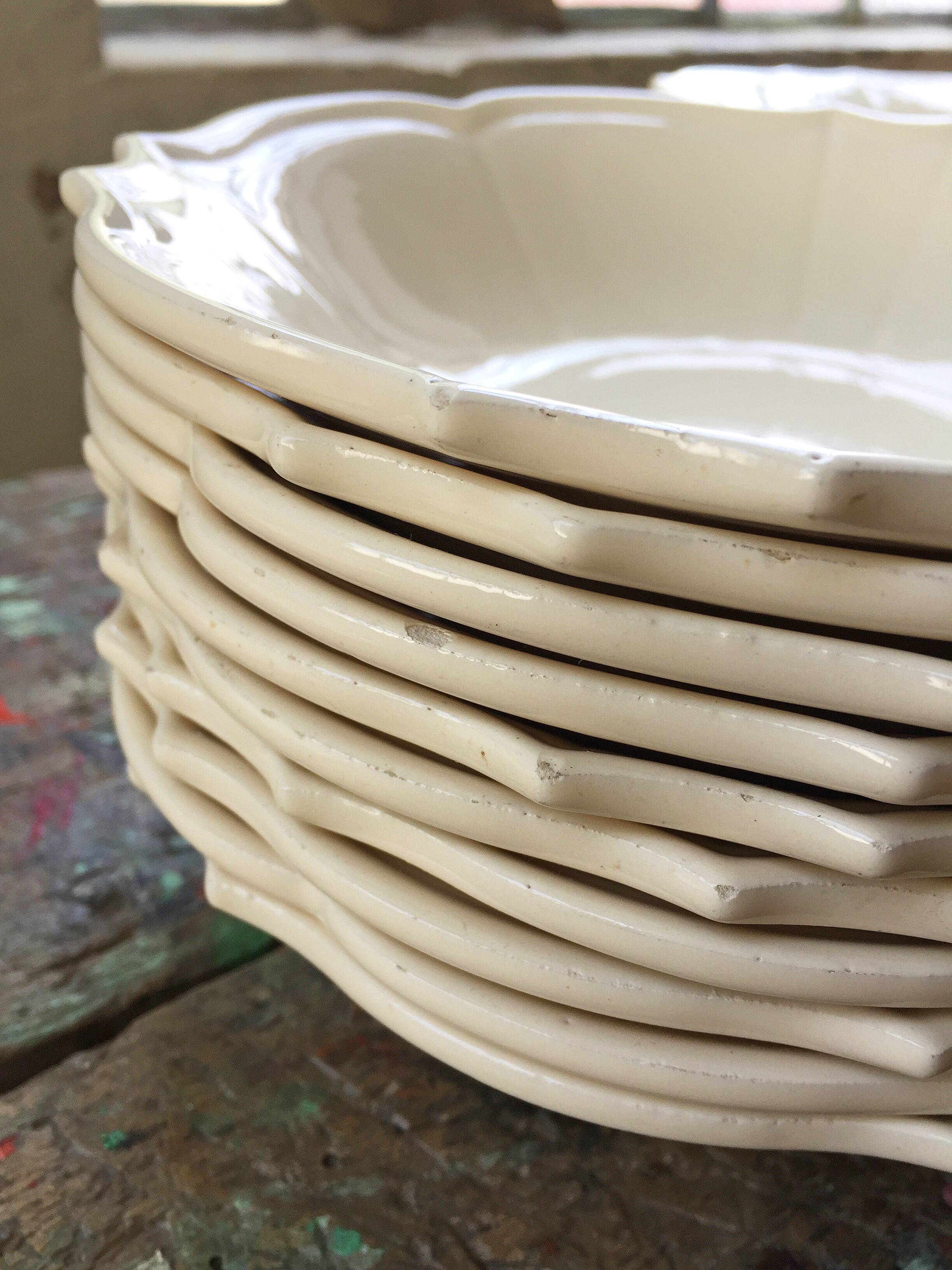 Service 32 assiettes et bols céramique blanche