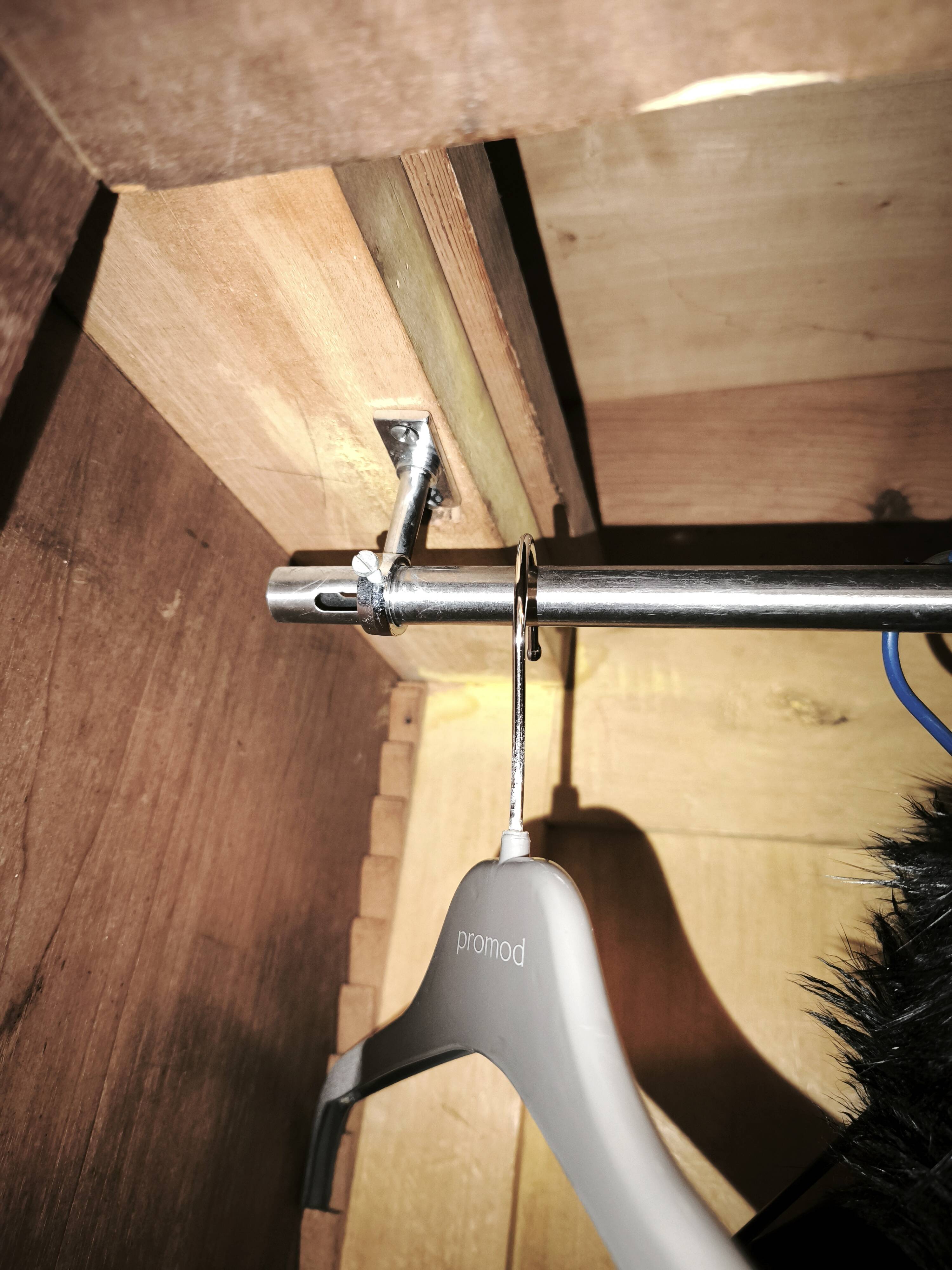 Bonnetière avec miroir