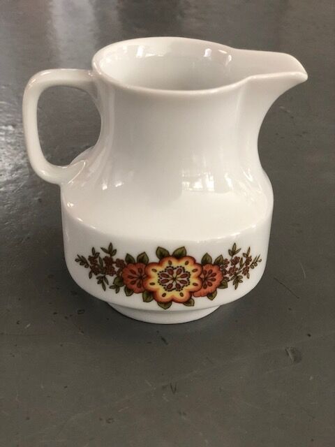 Seventies porcelain tea or coffee set
