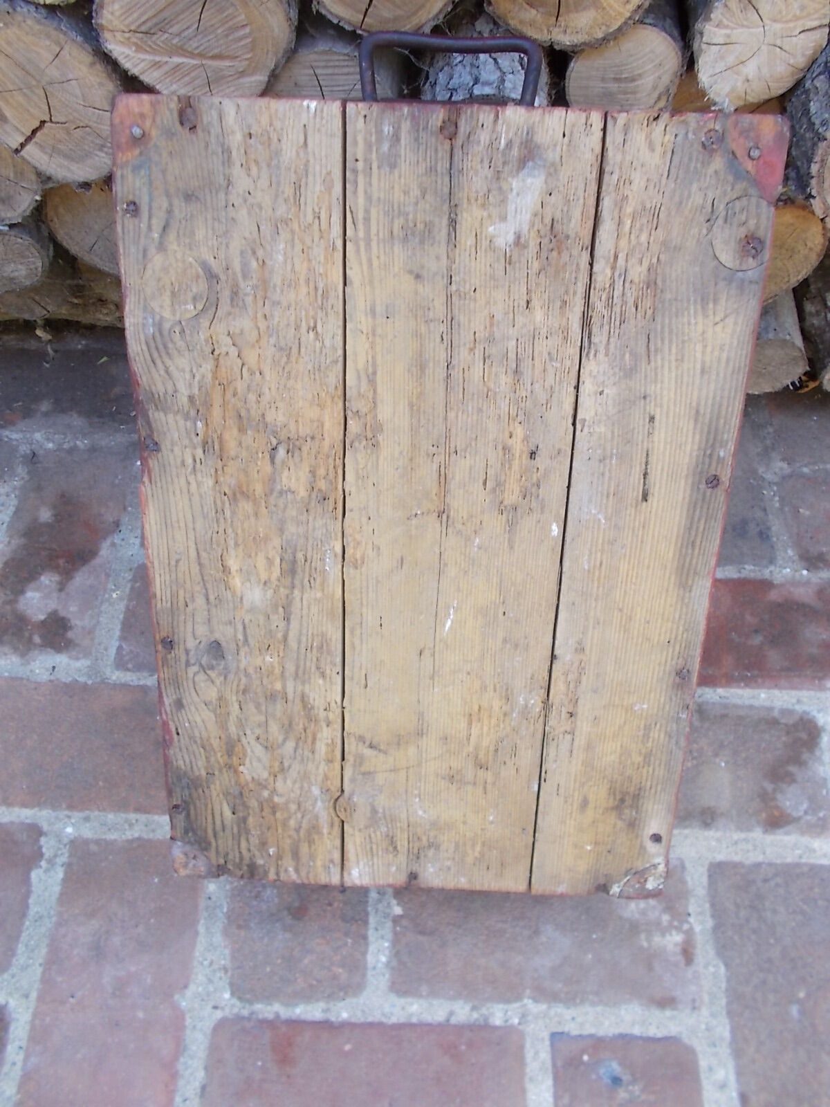 small trunk trunk