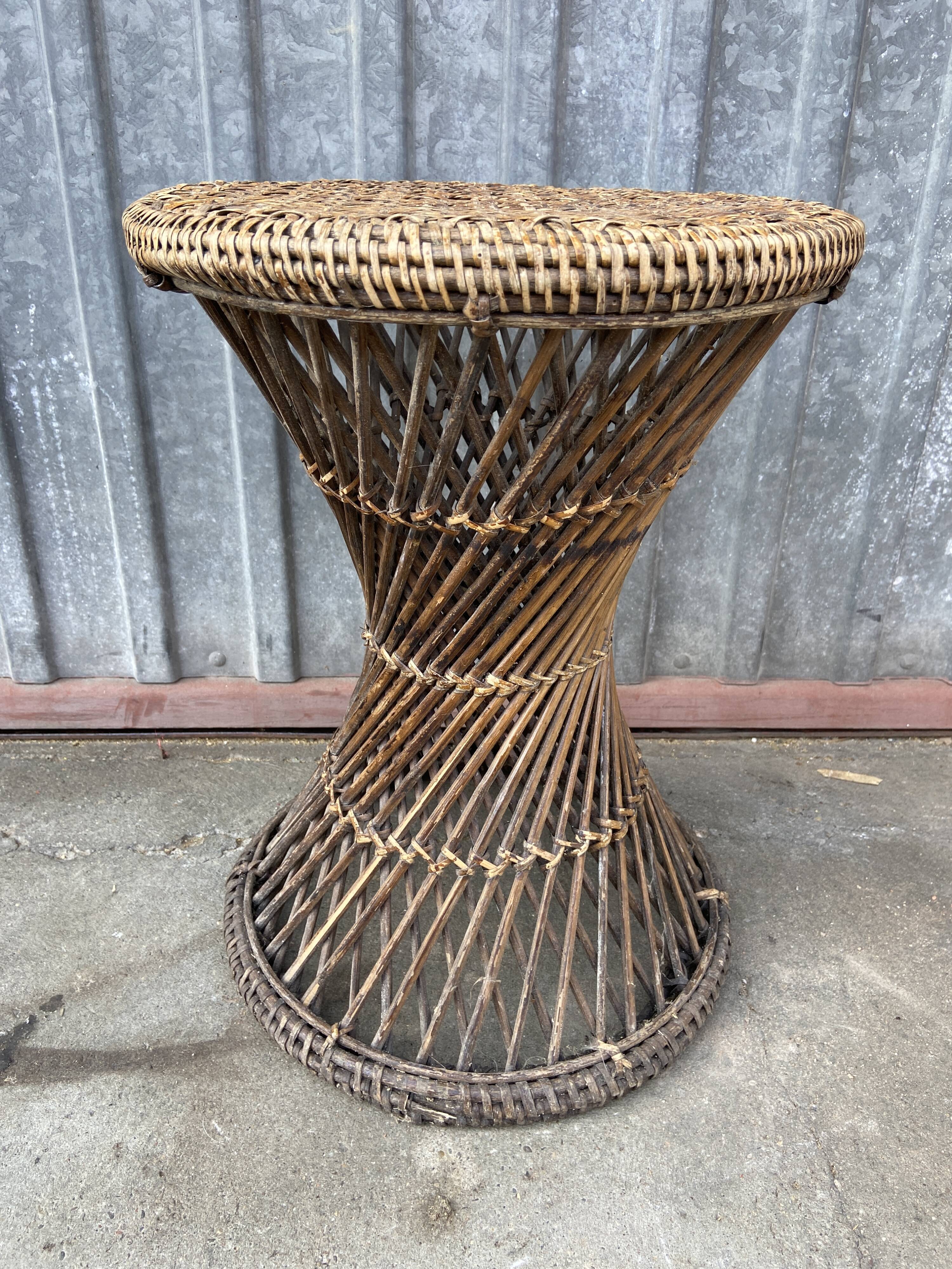 Vintage stool diabolo rattan