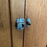 Armoire frigorifique en chêne