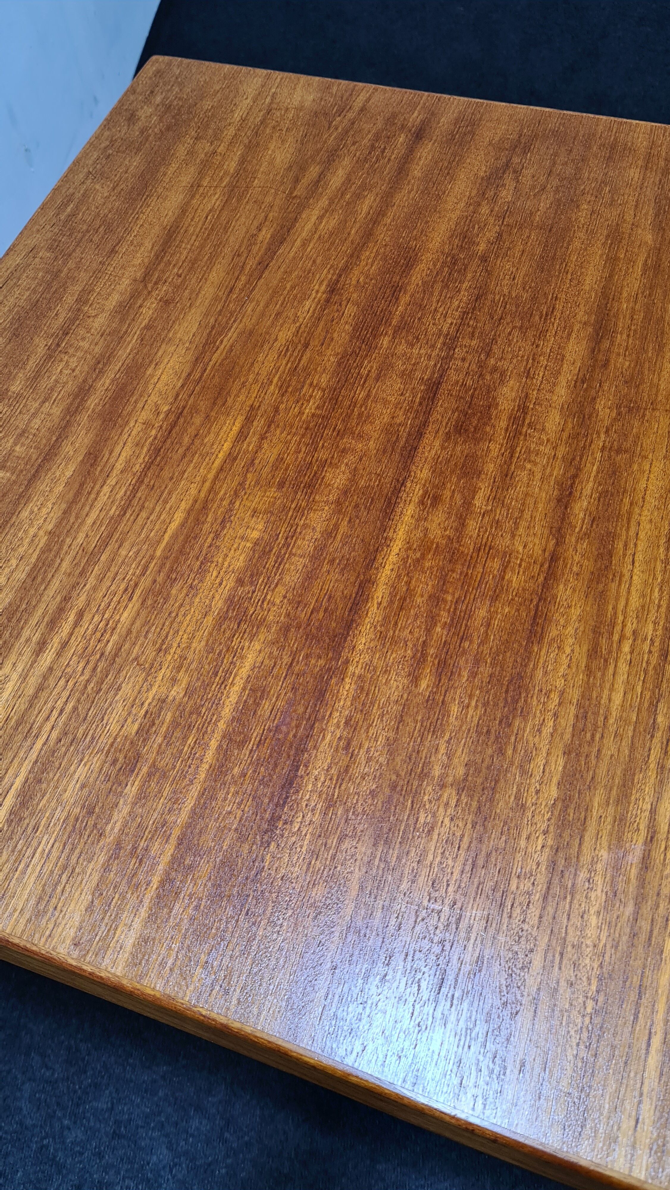 Teak Danish design dinning table by Henning Kjaernulf
