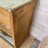 Buffet, meuble de métier à portes coulissantes