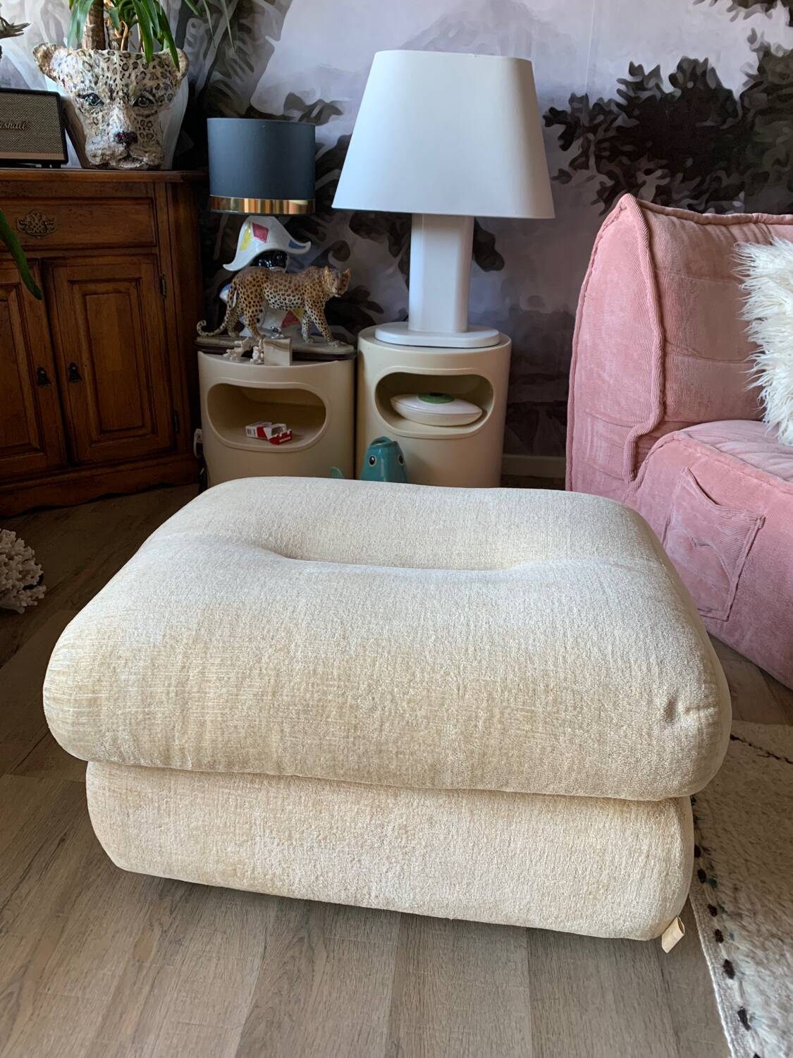 80s roset line pouf