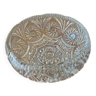 Compote dish or decorative centrepiece. Cut crystal.