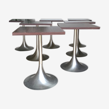 Lot de 6 tables bistrots pied tulipes