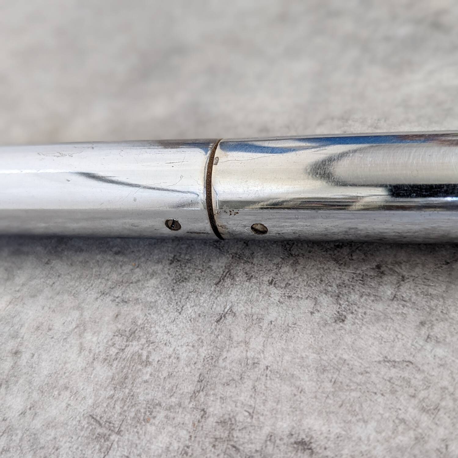 Table basse vintage en tube d'acier de Kovona