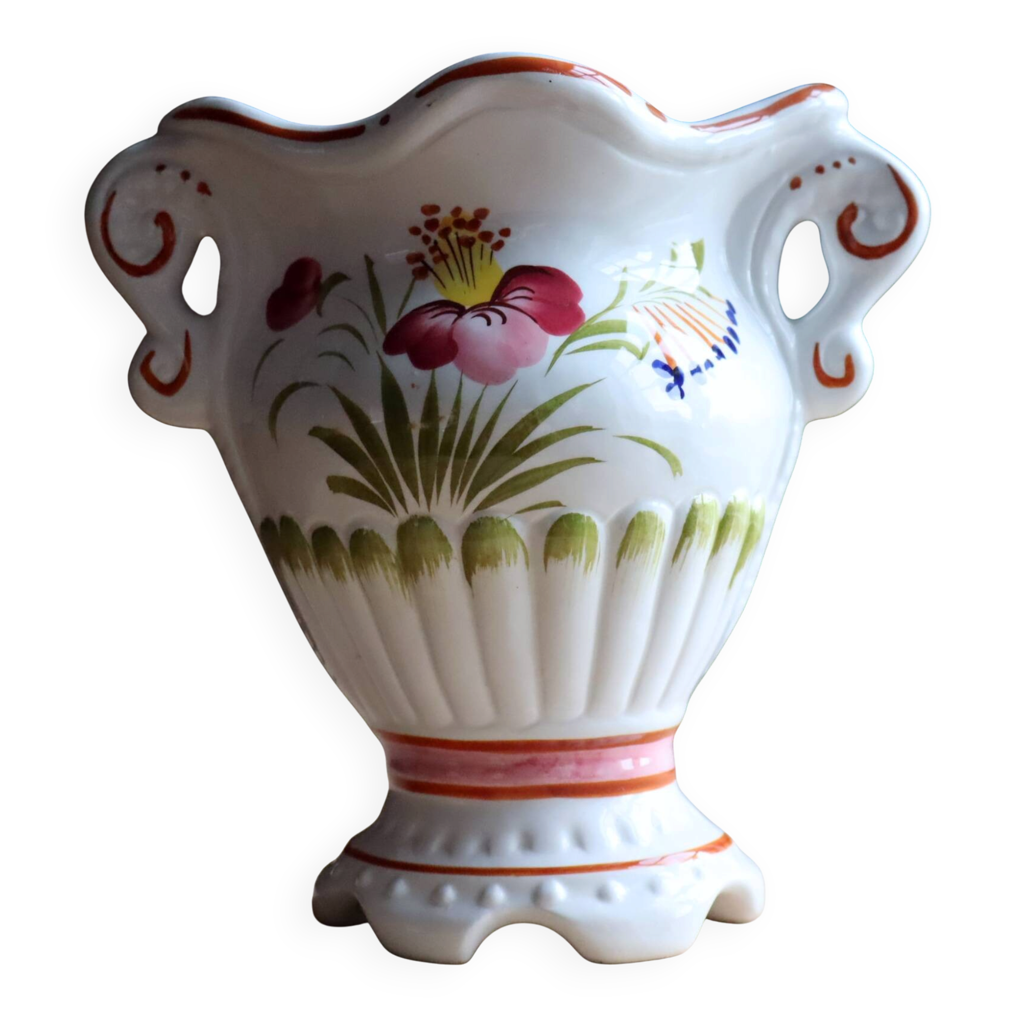 Médicis vase for display in earthenware - Traditional Old Moustiers style