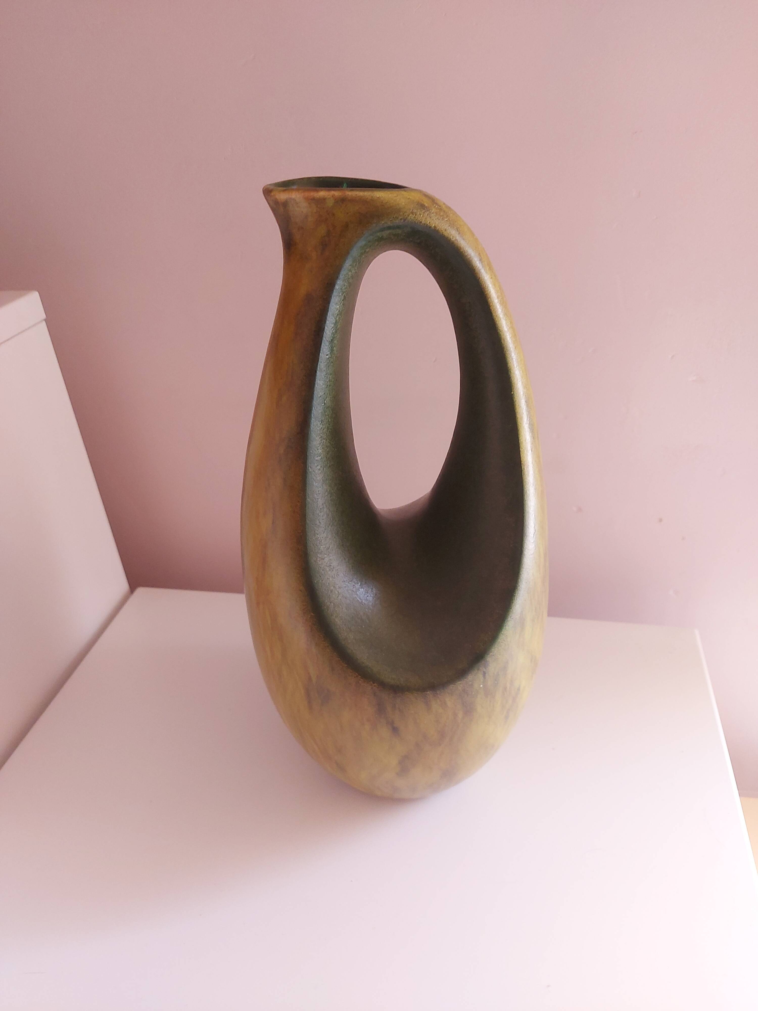 St Clement ceramic vase