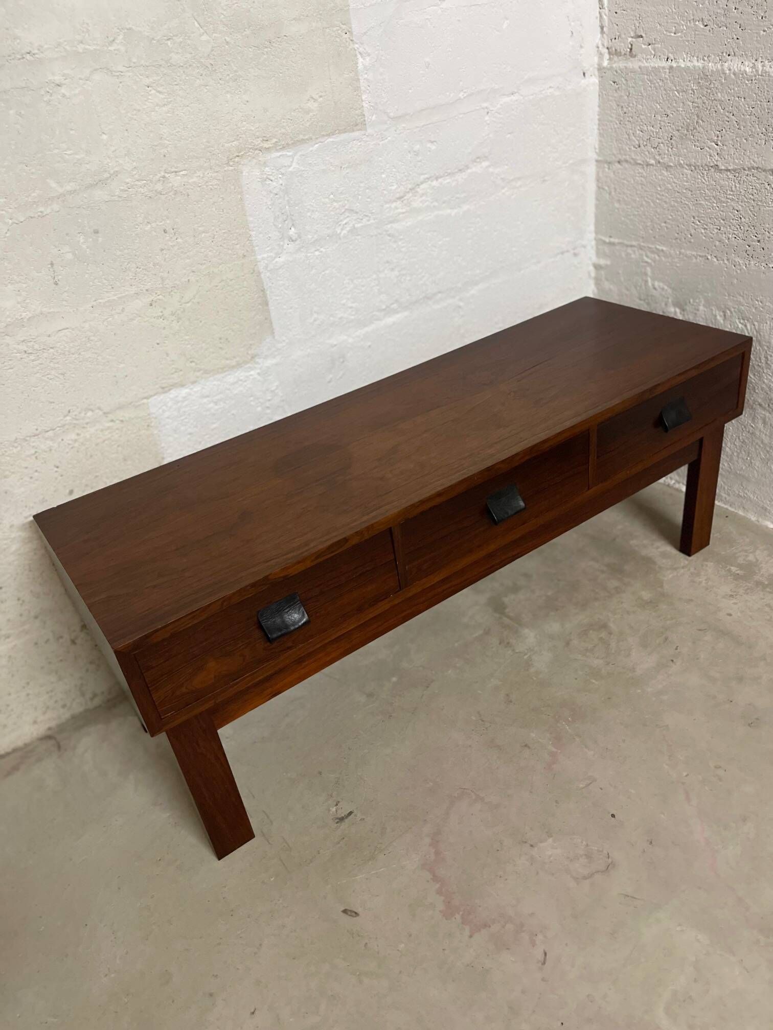 Commode / Scandinavian entrance furniture Swedish Ateljé Glas & Trä – GT 6890 –