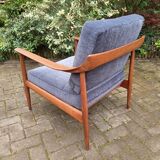 Pair of Knoll Antimott armchairs, 1960