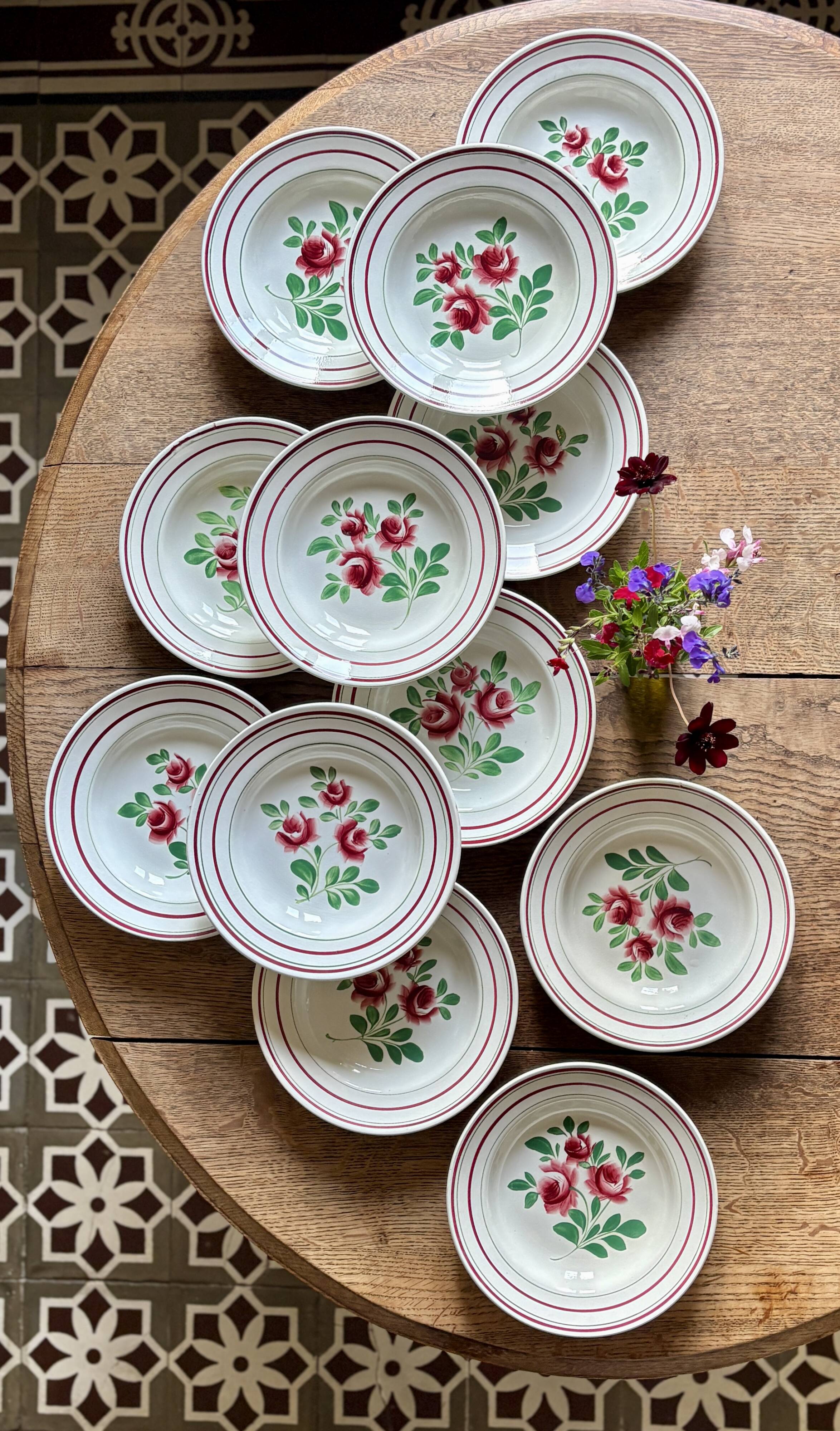 Set of 12 vintage soup plates - Les Roses -