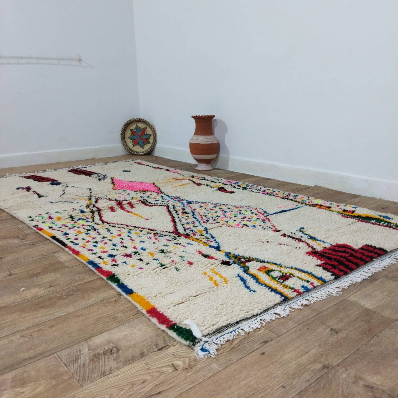 Handmade Moroccan Berber Rug 276 X 153 CM