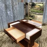 Vintage elm veneer dressing table with 1 drawer and 2 resin lamps.
