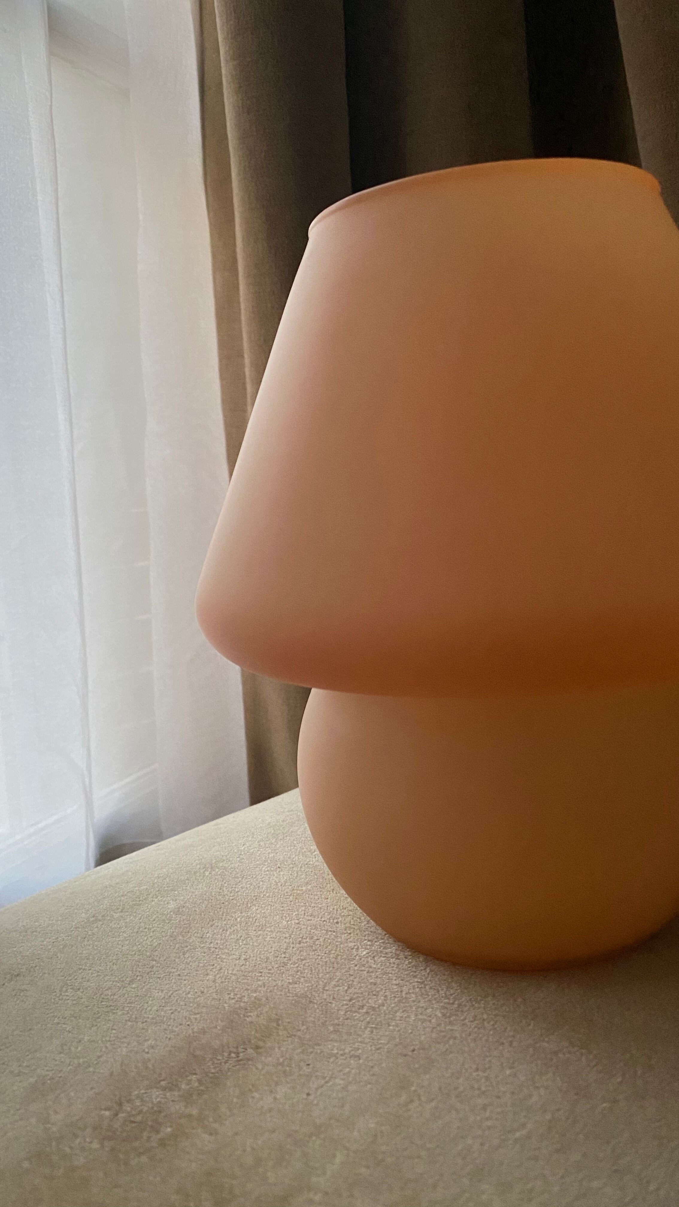 Lampe champignon en verre opale
